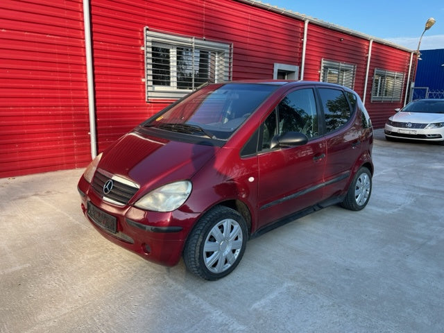 Dezmembrez Mercedes A-Class W168 2000 Hatchback 1.4 benzina