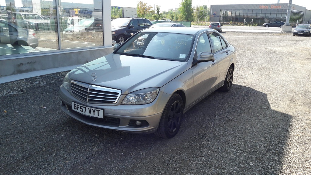 Dezmembrez Mercedes C-Class W204 2007 Sedan 220 CDi ok