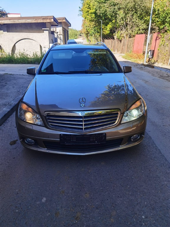 Dezmembrez Mercedes C-Class W204 2010 Break 2.2 CDi euro 5