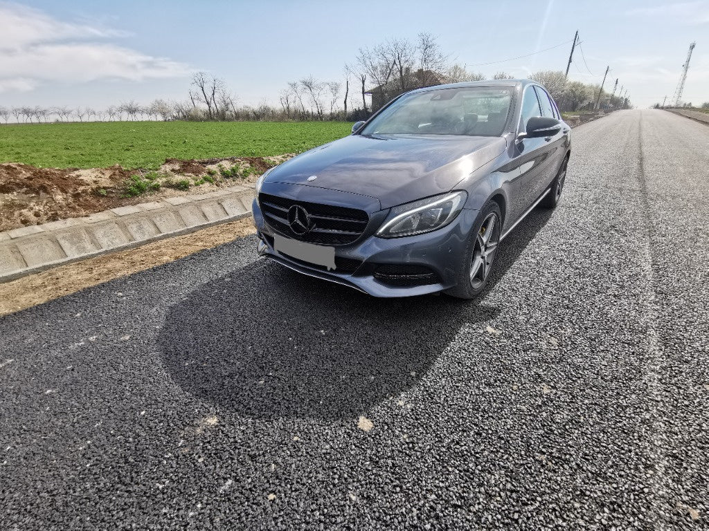 Dezmembrez Mercedes c class w205 651921