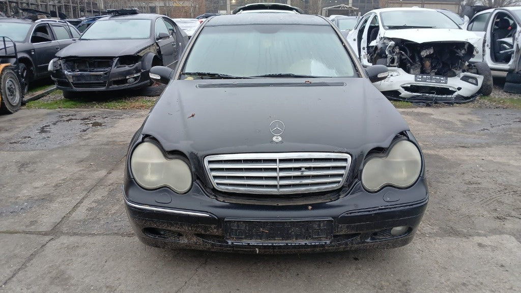DEZMEMBREZ MERCEDES C-KLASS W203 - 2.6 BENZINA DIN 2001 - 112.912