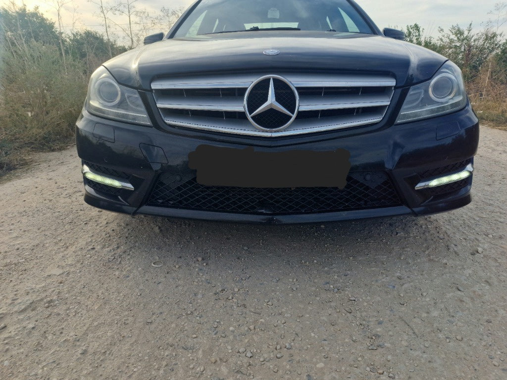 Dezmembrez Mercedes C200 cdi w204 amg facelift