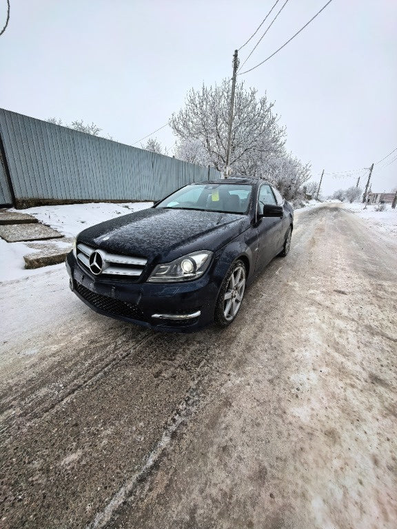 Dezmembrez Mercedes C220 cdi W204 Facelift coupe AMG bixenon 2014