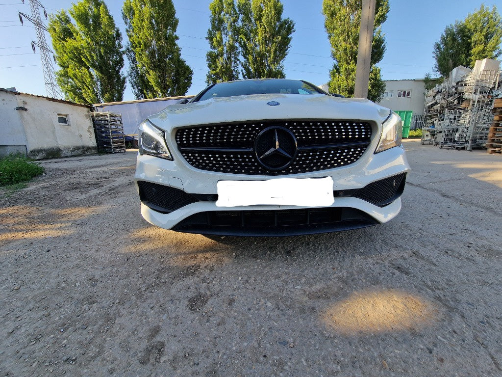 Dezmembrez Mercedes CLA200 C117 Facelift AMG