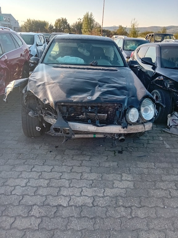 Dezmembrez Mercedes E-Class W211 2008 BERLINA 3.0 D