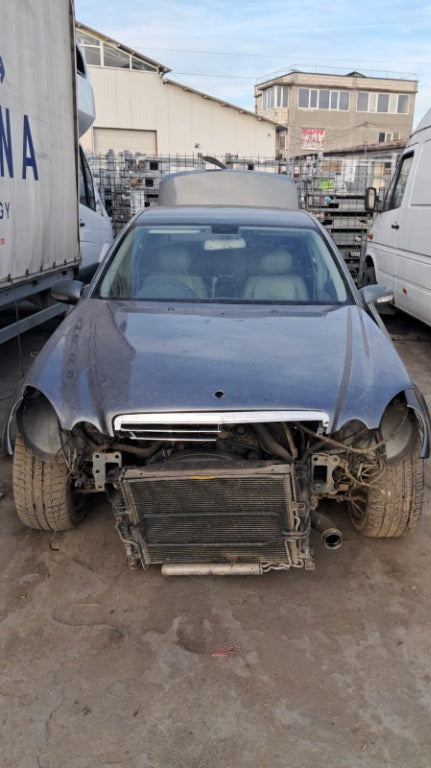 Dezmembrez Mercedes E-Class W211 E320 CDI cod motor OM648961 an 2004 transmisie automata