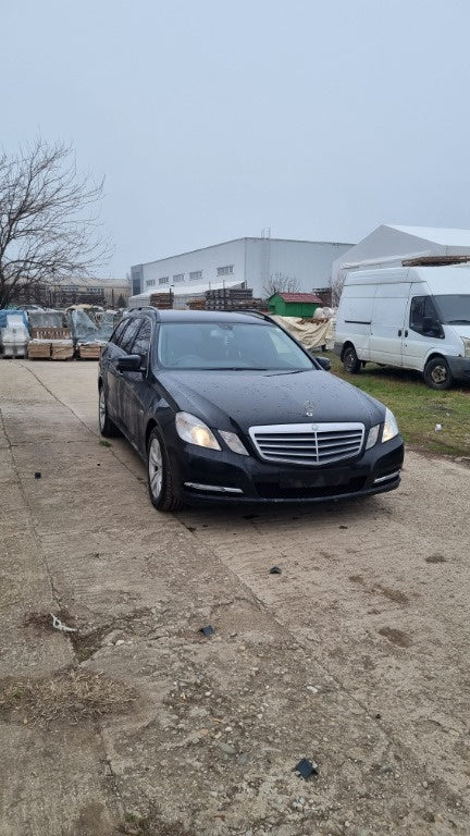 Dezmembrez Mercedes E220 cdi w212 break