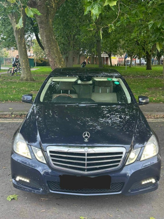 Dezmembrez Mercedes E350 CDI w212 2011