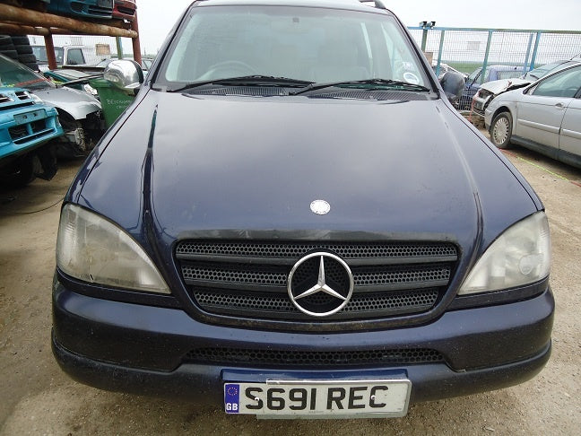 Dezmembrez MERCEDES ML Class W163 4x4 fabricatie 2000-2002