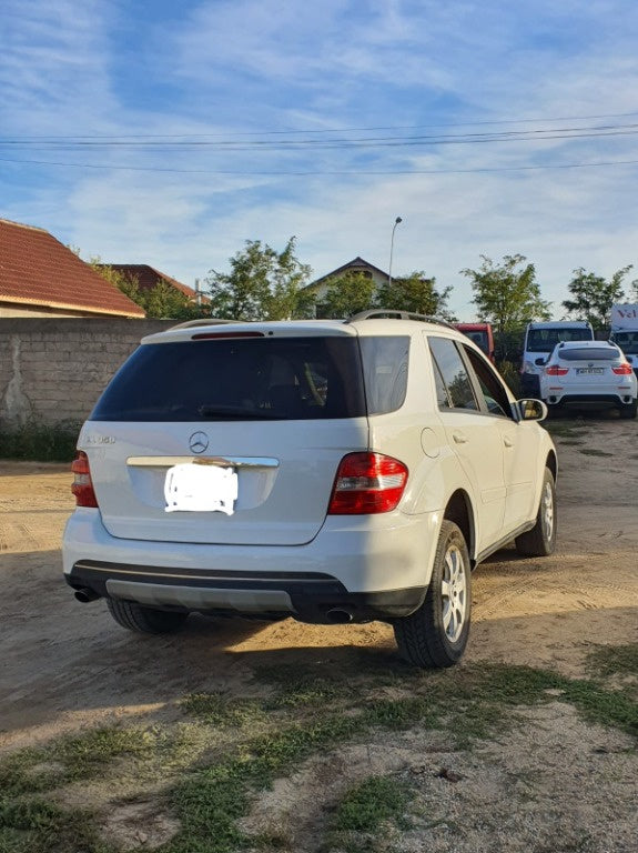 Dezmembrez Mercedes ML W164 3.5 benzina