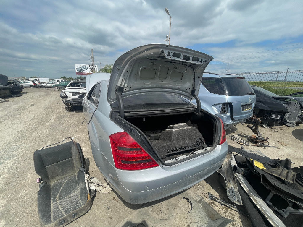 Dezmembrez Mercedes S Class w221 Diesel Dezmembrat
