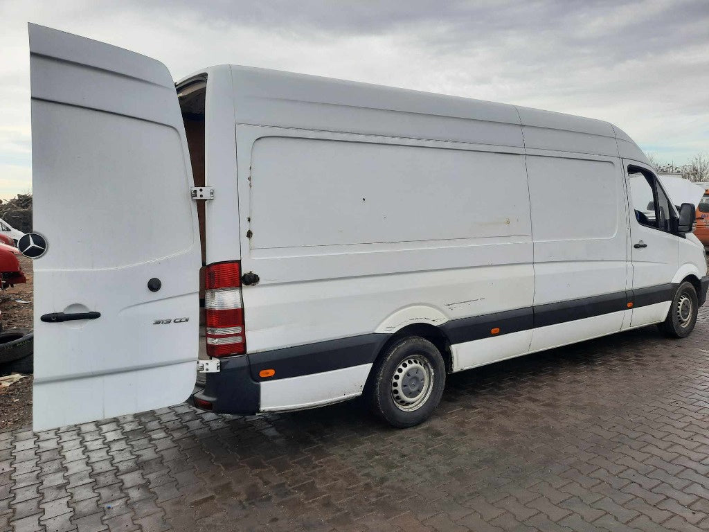 Dezmembrez Mercedes Sprinter 906 2016 Autoutilitara 2143