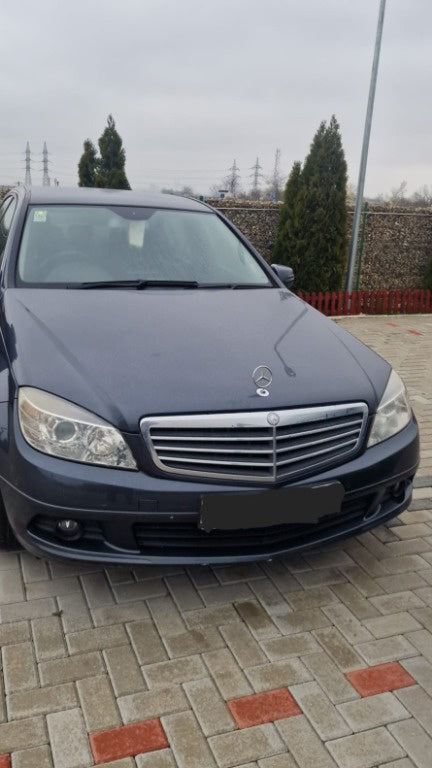Dezmembrez Mercedes w204 an 2009