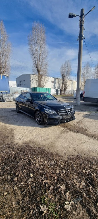 Dezmembrez Mercedes w212 amg facelift