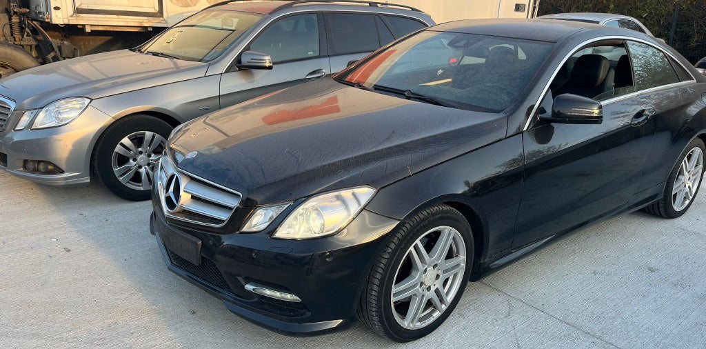 Dezmembrez Mercedes W212 combi w207 coupe 2.2 cdi biturbo 2012