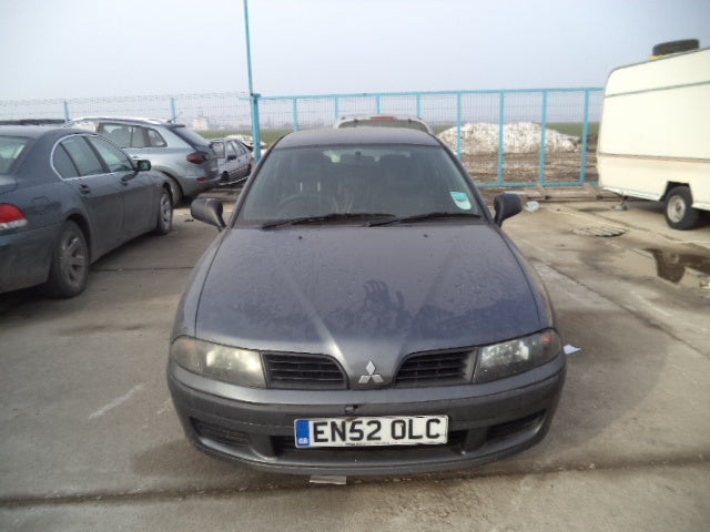 Dezmembrez Mitsubishi Carisma din 2003, 1.9 dti