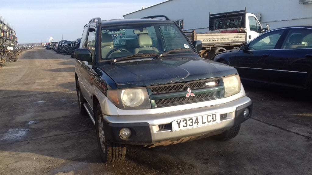 Dezmembrez Mitsubishi Pajero Pinin din 2001, 1.8 gdi 4X4 , tip 4G93