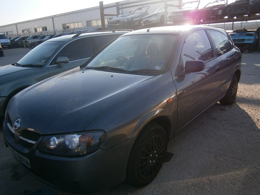 Dezmembrez Nissan Almera din 2001, 1.8 16v