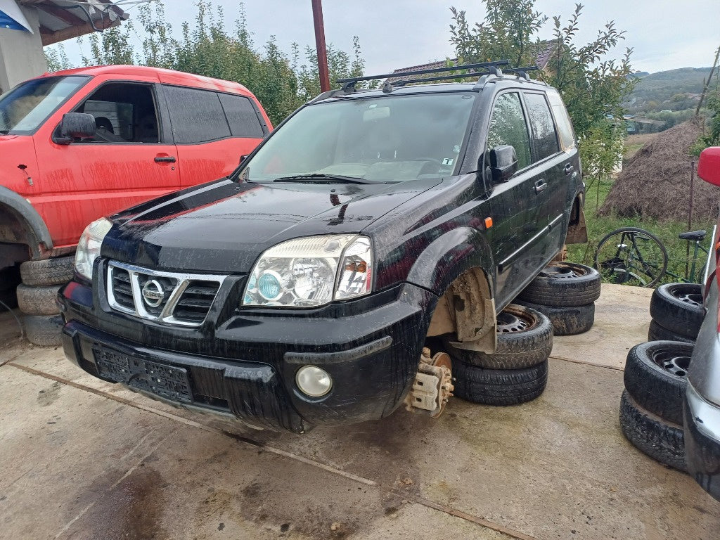 Dezmembrez NISSAN X TRAIL AN 2004 MOTOR 2.0 BENZINA ,CUTIE AUTOMATA STARE BUNA