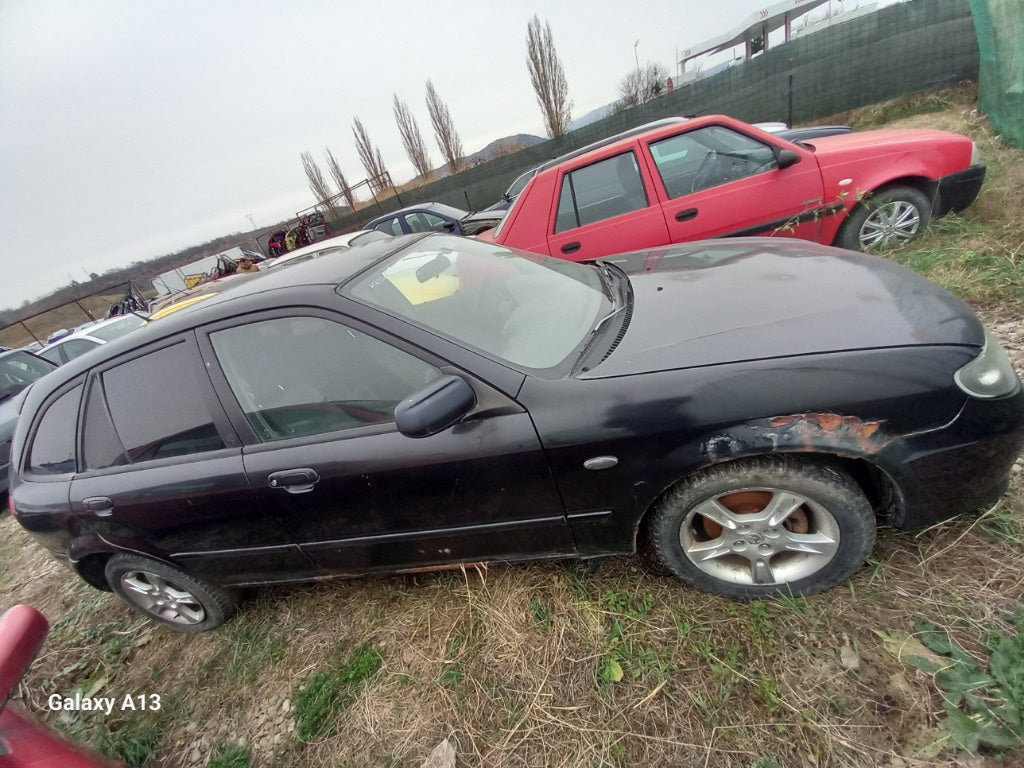 Dezmembrez o mazda 3 din 2003 2.0 d