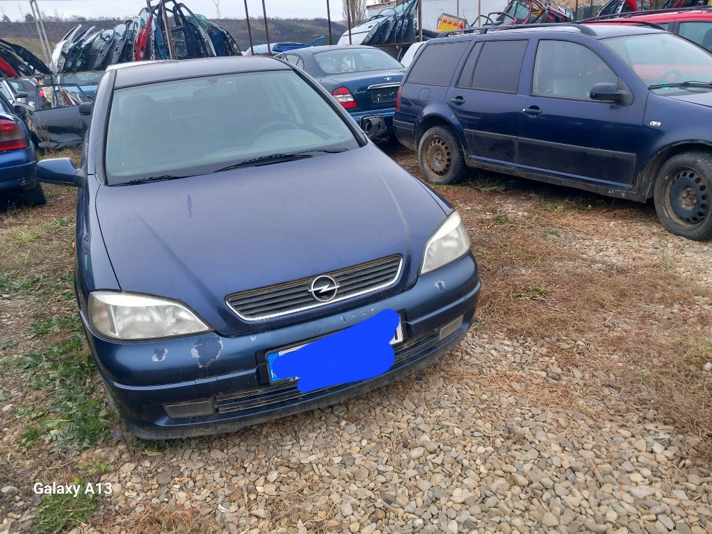Dezmembrez opel astra g din 2004 1.6b