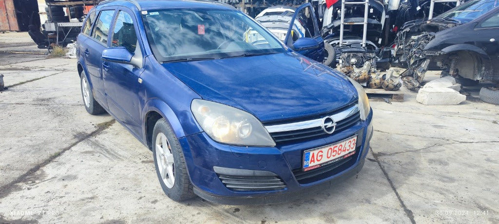 Dezmembrez Opel ASTRA H 1.4 benzina 66KW / 90 CP cod motor Z14XEP ,transmisie manula 5+1 cod F13 an 2007