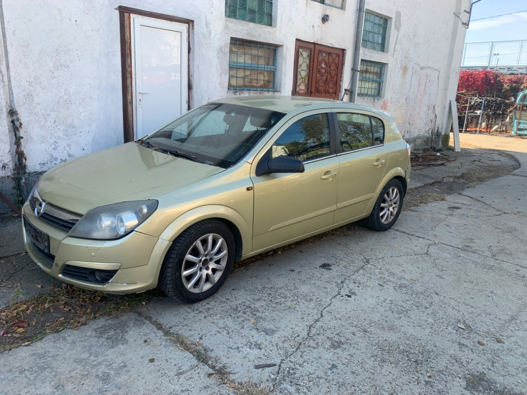 Dezmembrez Opel astra h 1,6 benzina Z16 XEP