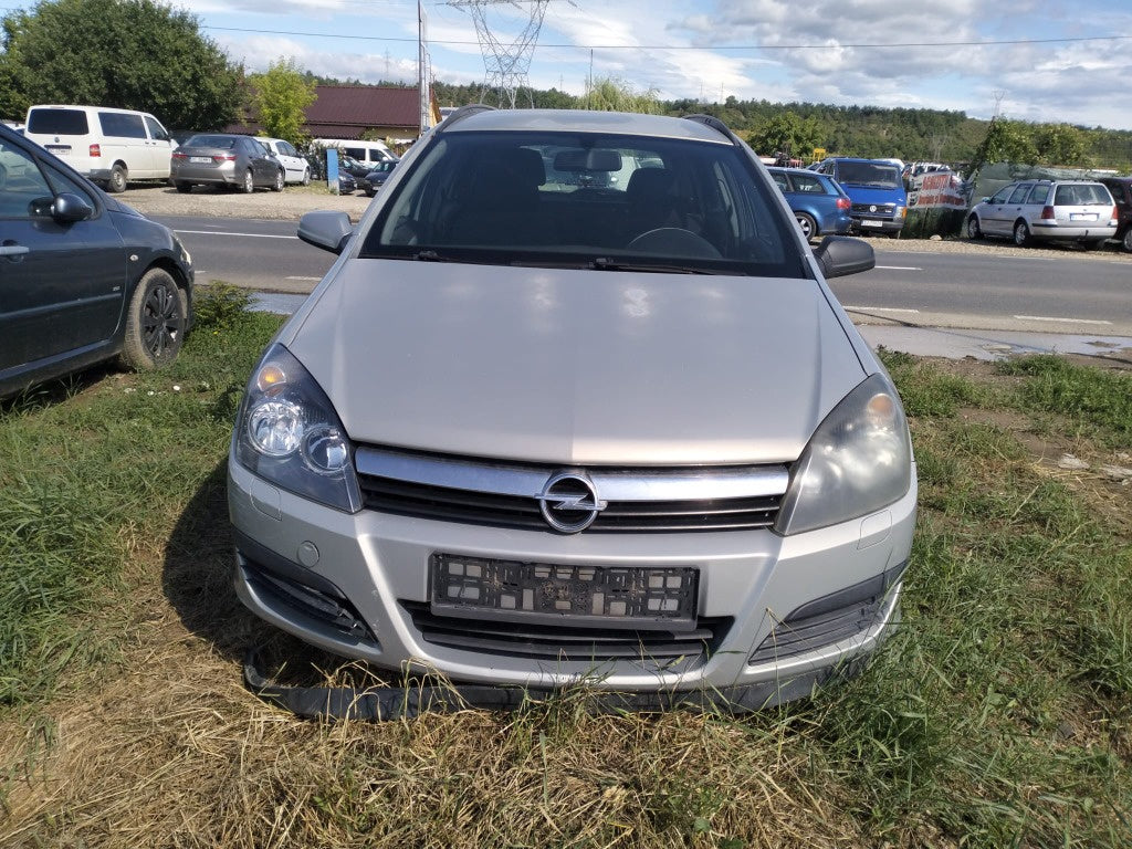 Dezmembrez opel astra h anul 2005 1.7 diesel