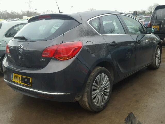 Dezmembrez Opel Astra J, 2.0cdti, A20DTH
