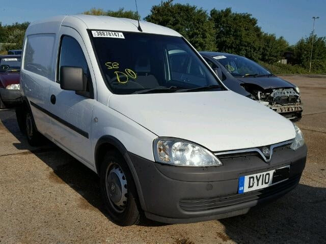 Dezmembrez Opel Combo 1.3cdti