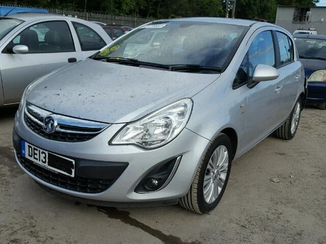 Dezmembrez Opel Corsa 2013 1.4benz
