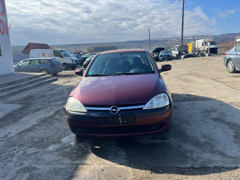 Dezmembrez Opel Corsa C 2003 Hatchback 1.2 benzină