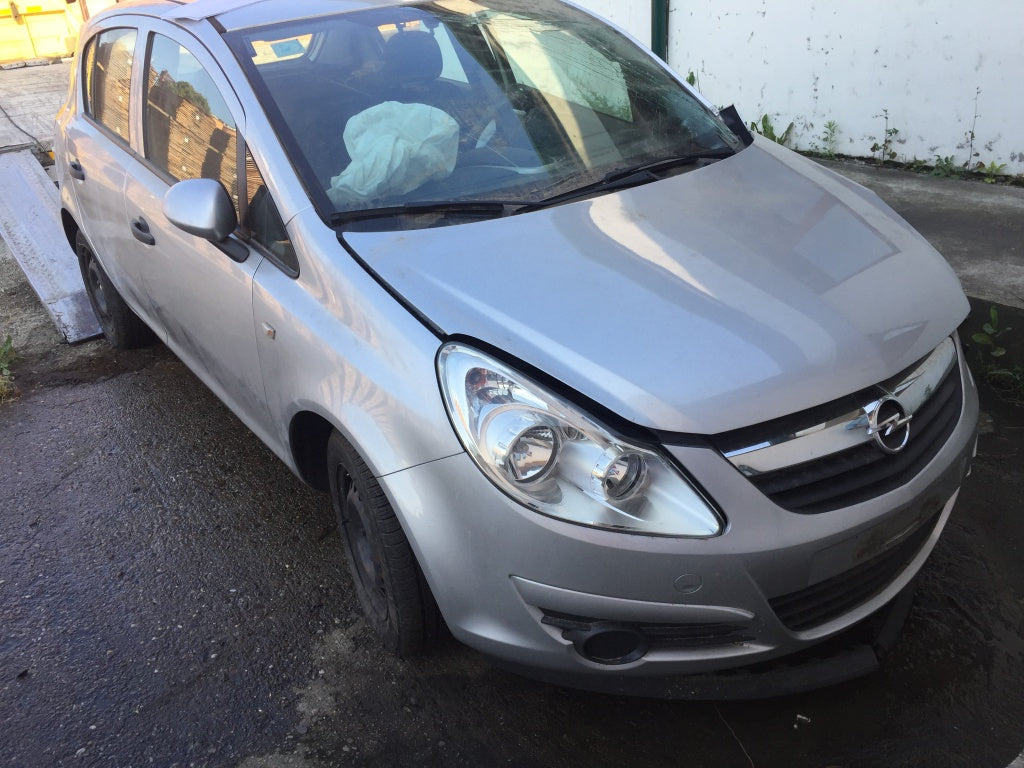 Dezmembrez Opel Corsa D 2007 hatchback 1.3 cdti