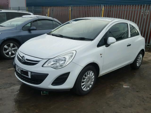 Dezmembrez Opel Corsa D coupe, 1.0benzina
