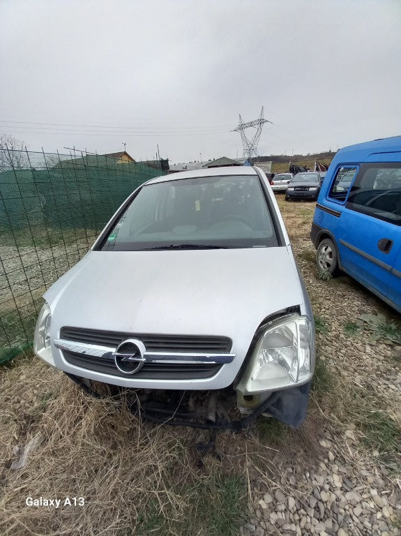 Dezmembrez opel meriva 2004 1.7 cdti