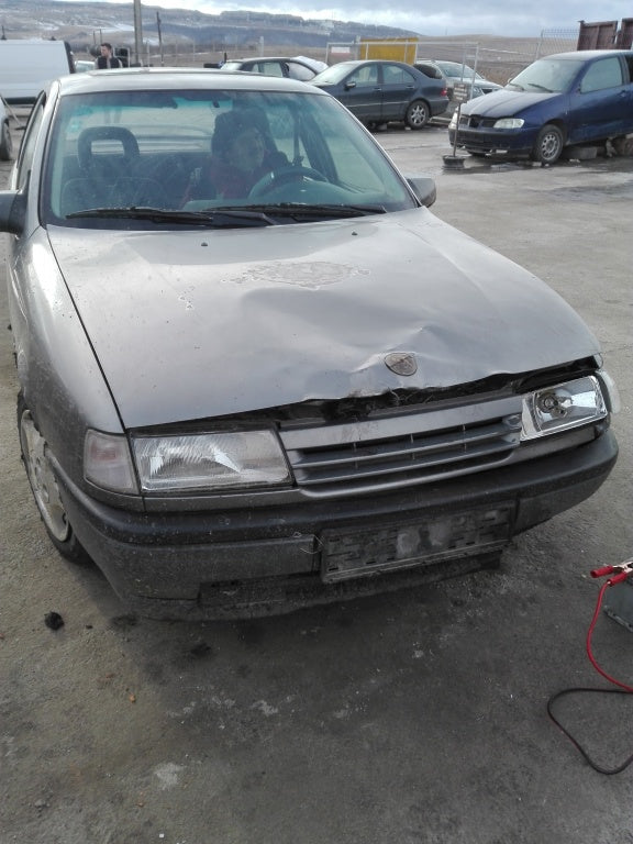 Dezmembrez opel vectra 1.6 benzina