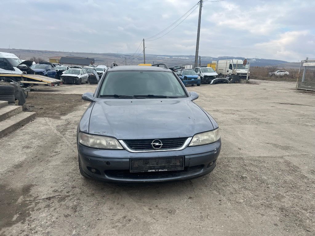 Dezmembrez Opel Vectra B 2002 Break 1,6 benzină