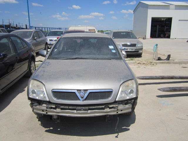 Dezmembrez Opel Vectra C din 2005, 2.2 dti