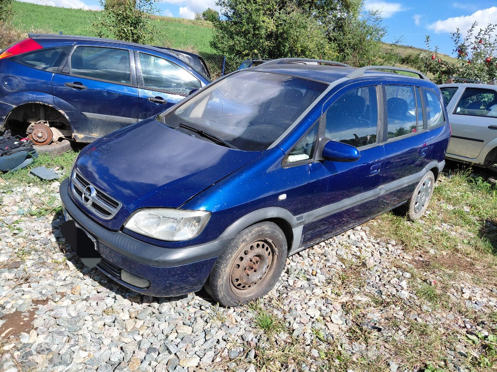 Dezmembrez opel zafira 2.0 diesel an 2004 motor 2.0 diesel