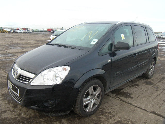 Dezmembrez Opel Zafira B, 2.0b, orice piesa!