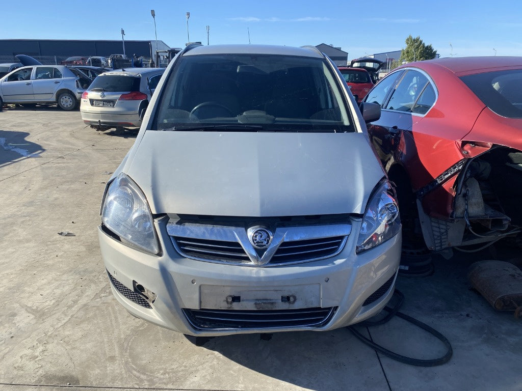 Dezmembrez Opel Zafira B (A05) 1.7 CDTI 2011, A17DTJ