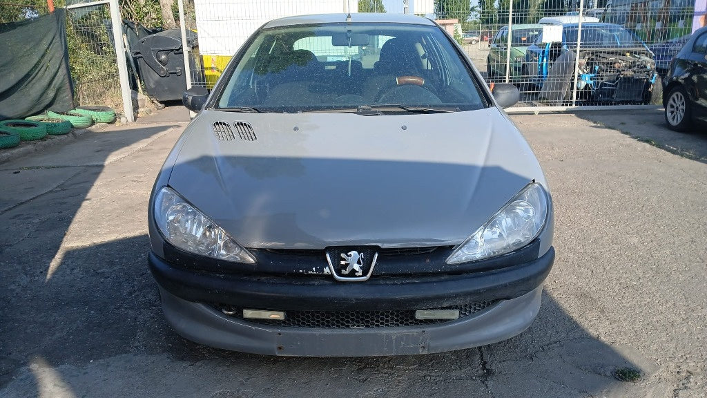 DEZMEMBREZ PEUGEOT 206-IN 2 USI-1.1 BENZINA DIN 2003 - HFX