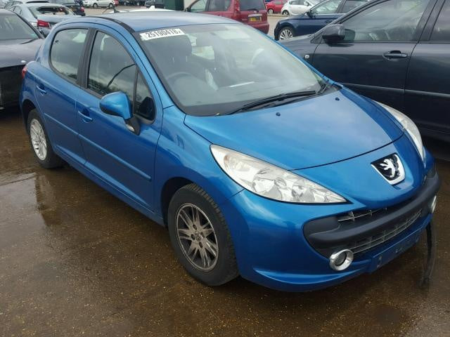 Dezmembrez Peugeot 207 1.4hdi 8HR