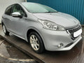 Dezmembrez Peugeot 208 2015 HATCHBACK 1.2 i EB2F