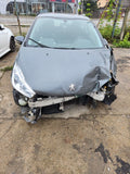 Dezmembrez Peugeot 208 2016 HATCHBACK 1.2