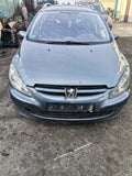 Dezmembrez Peugeot 307 sw 2004