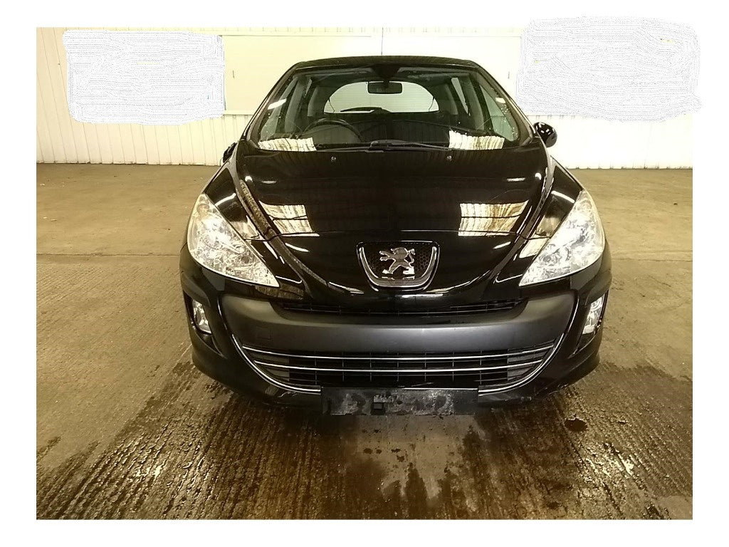 Dezmembrez Peugeot 308 2009 Hatchback 1.4 i Benzina