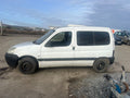 Dezmembrez Peugeot Partner 2005 Dubita 1.9 diésel