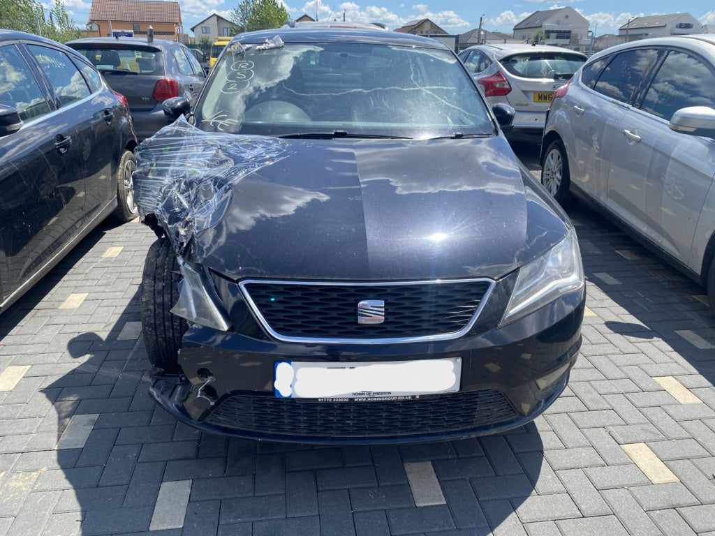 Dezmembrez piese caroserie, motor, cutie viteze, suspensie Seat Toledo 4 1.2 TSI 2013, CBZB
