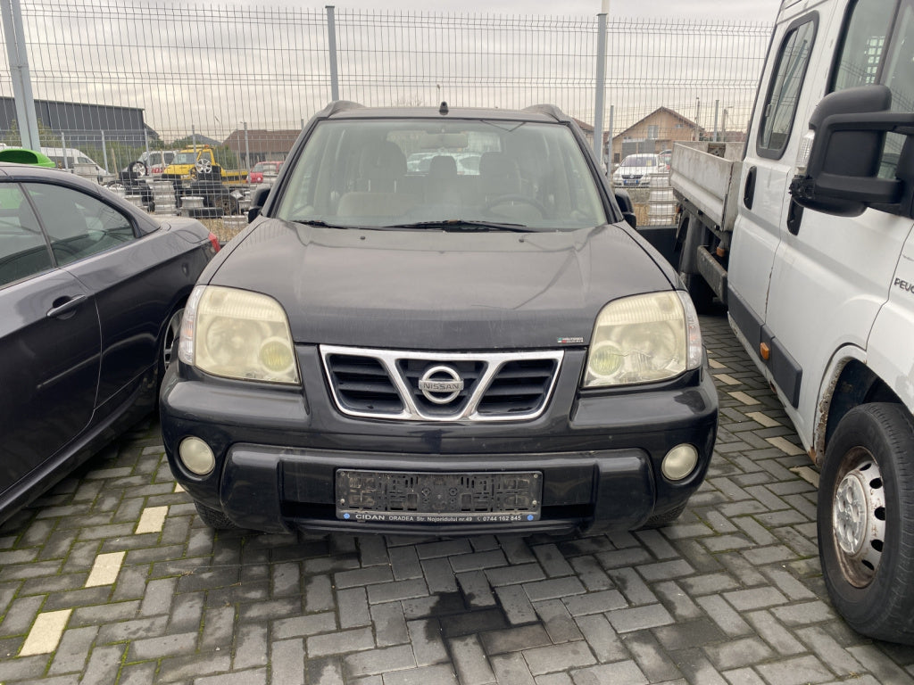 Dezmembrez piese caroserie, motor, cutie viteze, suspensie Nissan X-Trail (T30) 2.2 DCI 4x4 2002, YD22ETI